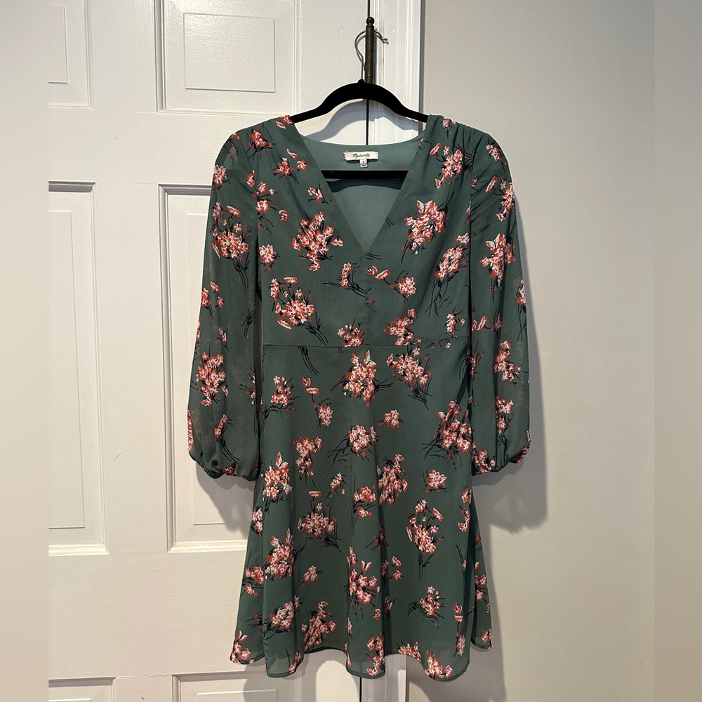 Madewell v-neck floral dress 3/4 sleeve - size 0